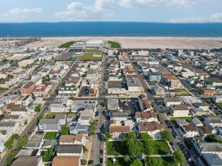 148 Burk Unit 3, 2nd Floor front unit, Wildwood, NJ, 08260 Aditional Picture