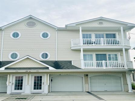 326 Roberts, Unit B (#4), Wildwood, NJ, 08260 Main Picture