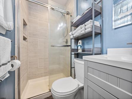8 Tudor, Egg Harbor Township, NJ, 08234 Aditional Picture
