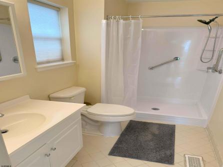 550 Central, G-14 Constitution Ct, Linwood, NJ, 08221 Aditional Picture