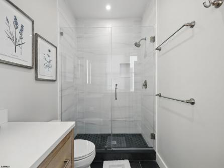 105 Surrey Ave, Ventnor, NJ, 08406 Aditional Picture