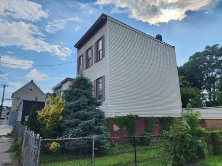 4311 Cottage, North Bergen, NJ, 07047 Aditional Picture