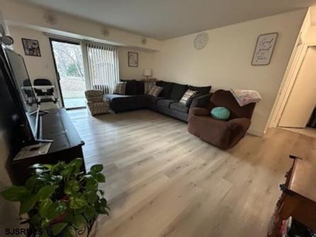 19 Country Spruce, 19, Egg Harbor Township, NJ, 08234 Aditional Picture