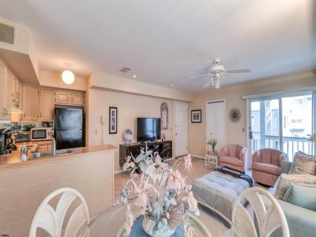 16 Monroe, A8, Margate, NJ, 08402 Aditional Picture