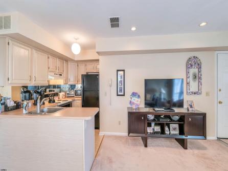 16 Monroe, A8, Margate, NJ, 08402 Aditional Picture