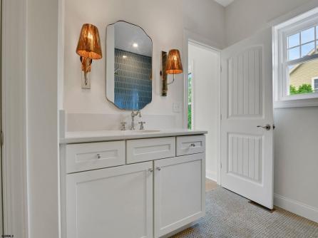135B Crocus, west side \