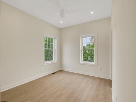 135B Crocus, west side \