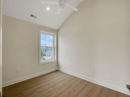 135B Crocus, west side \