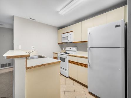 214 Meadow Ridge, 212, Smithville, NJ, 08205 Aditional Picture