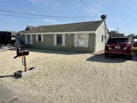 210 Fernwood Dr, Bayville, NJ, 08721 Main Picture