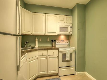 100 Berkley, 6 L, Chelsea, NJ, 08401 Aditional Picture