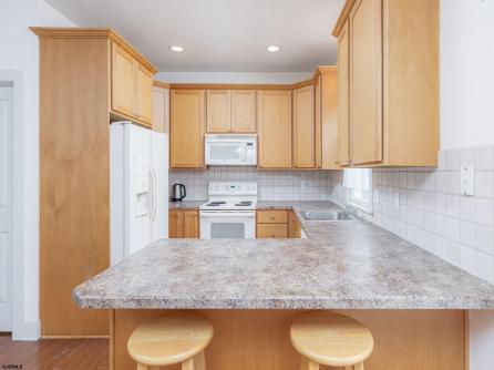 3 Vassar Sq, Ventnor, NJ, 08406 Aditional Picture