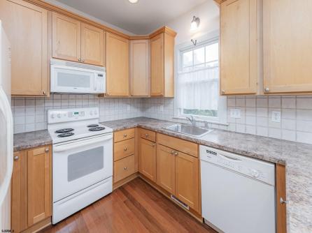 3 Vassar Sq, Ventnor, NJ, 08406 Aditional Picture