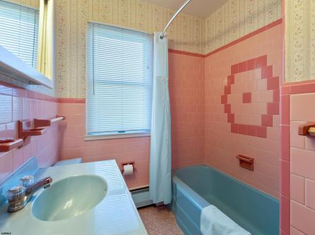 107 Hollywood Avenue, Wildwood Crest, NJ, 08260 Aditional Picture