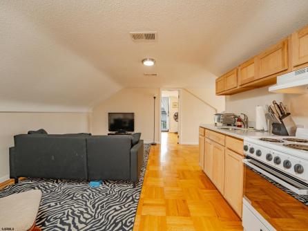 202 English, Northfield, NJ, 08225 Aditional Picture