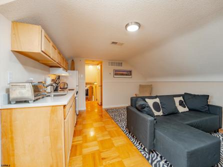 202 English, Northfield, NJ, 08225 Aditional Picture