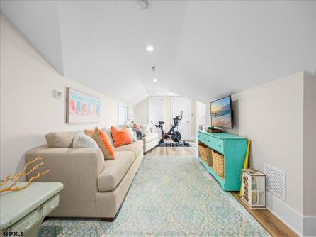 437 Thurlow, Margate, NJ, 08402 Aditional Picture