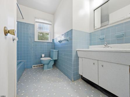 6 Colgate Rd, Somers Point, NJ, 08244 Aditional Picture