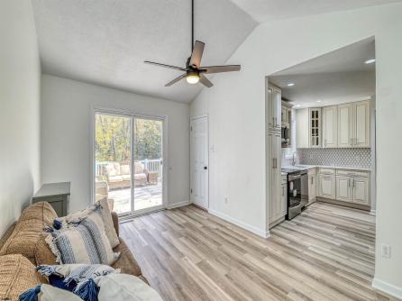 6 English, Egg Harbor Township, NJ, 08234 Aditional Picture