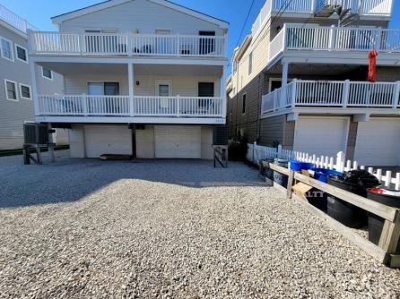1717 Asbury Ave