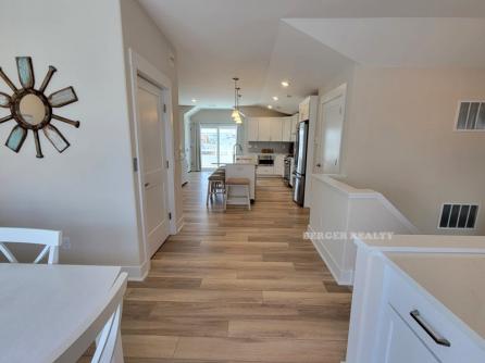 707 8th Street