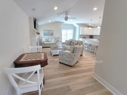 707 8th Street