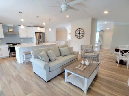 707 8th Street