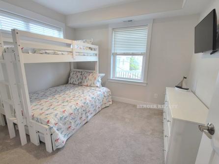 707 8th Street