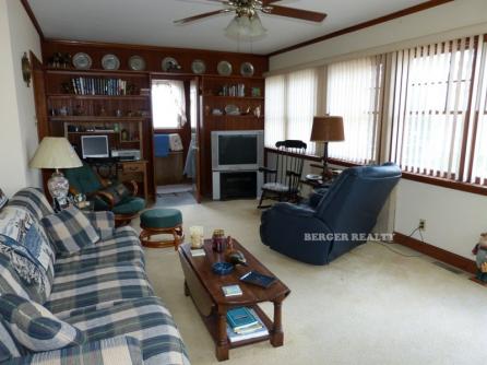 310 East Surf Road