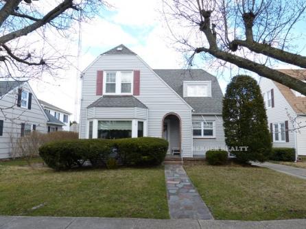 310 East Surf Road