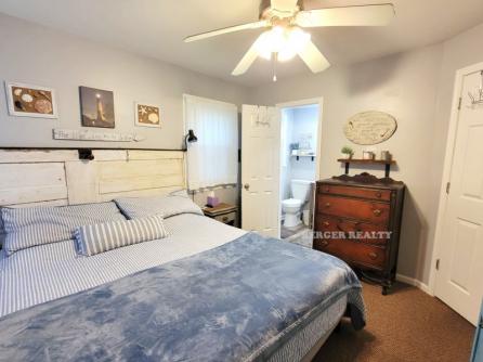 3913 West Ave.