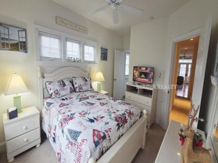 806 2nd Street