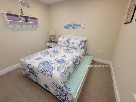 1437 West Ave