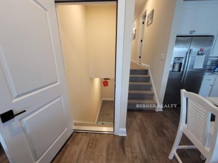 1437 West Ave