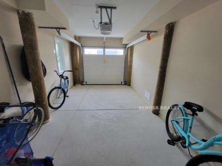 1439 West Ave