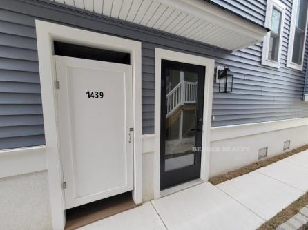 1439 West Ave