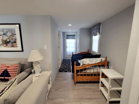 1110 Ocean Ave