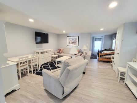 1110 Ocean Ave