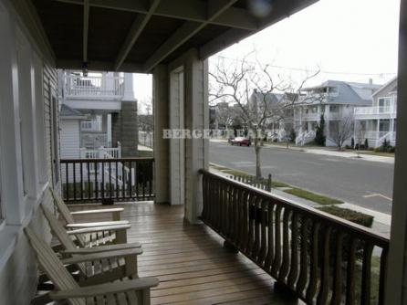 1119 Wesley Ave.