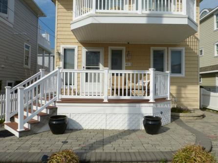 413 St. Davids Place