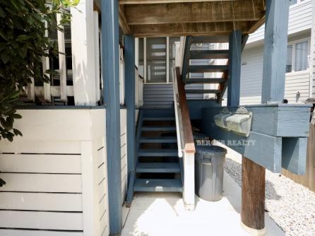 1140 Bay Ave