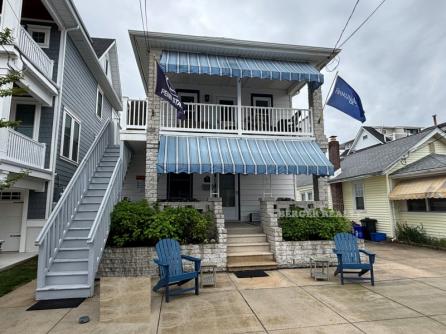 816B 1st Street