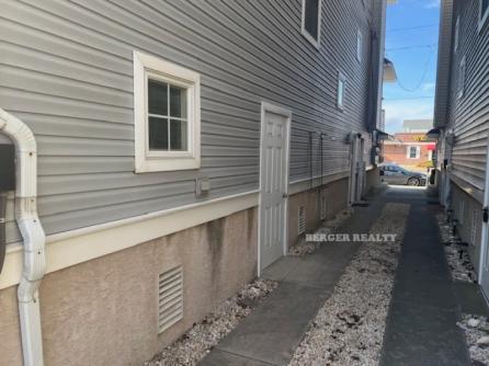1315 West Ave