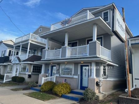 1322 Asbury Ave