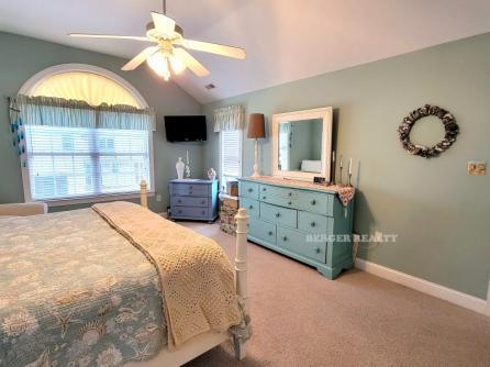 9 Spruce Road