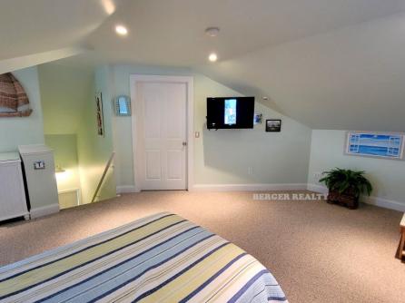 9 Spruce Road