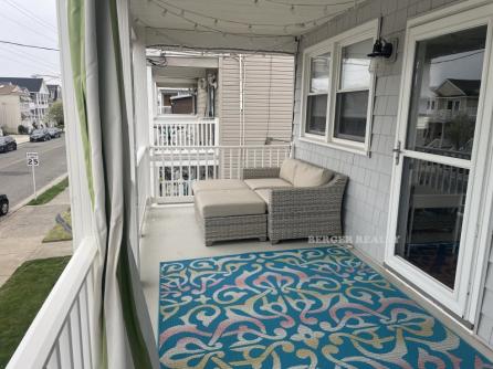 114 Asbury Ave
