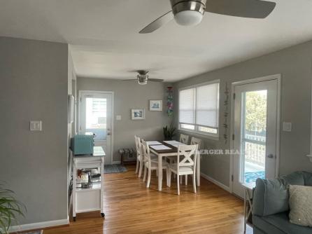 114 Asbury Ave