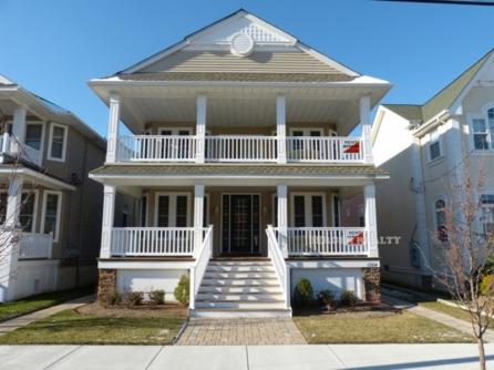 1306 Wesley Ave