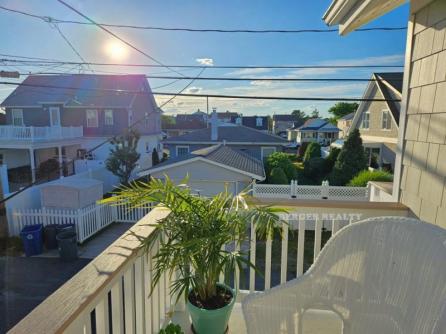 122 Ocean Ave